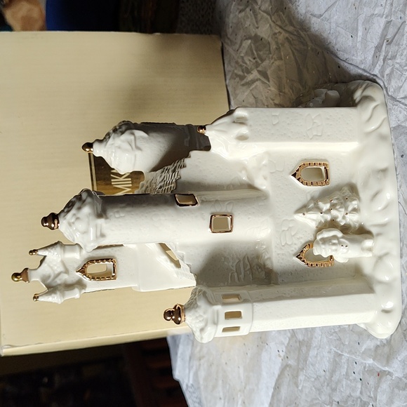 Mikasa Holiday Elegance votive candle holder snow castle - Picture 5 of 7